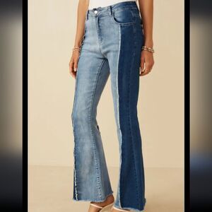 Rue 21 curvy flare two tone raw hem wide leg jeans, size 9, inseam 32.5 inches